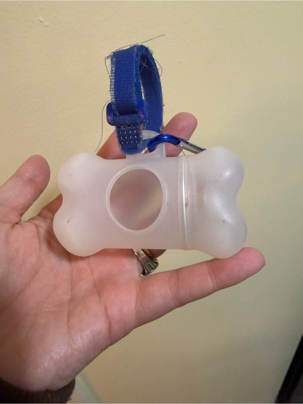Doggie bag holder